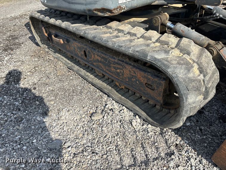 image for item EM0077 2011 Bobcat E80 mini excavator