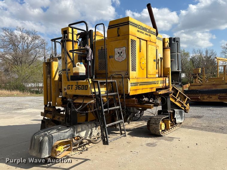 image for item EM0078 Gomaco GT-3600 slipform paver