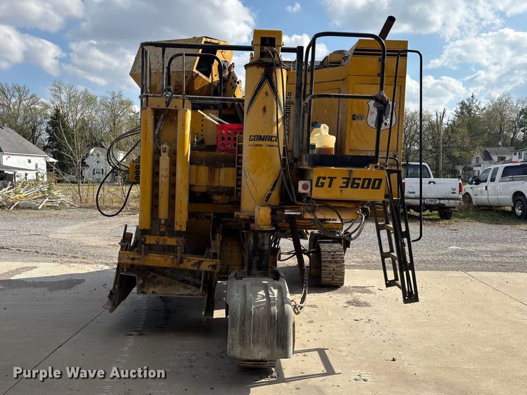 image for item EM0078 Gomaco GT-3600 slipform paver
