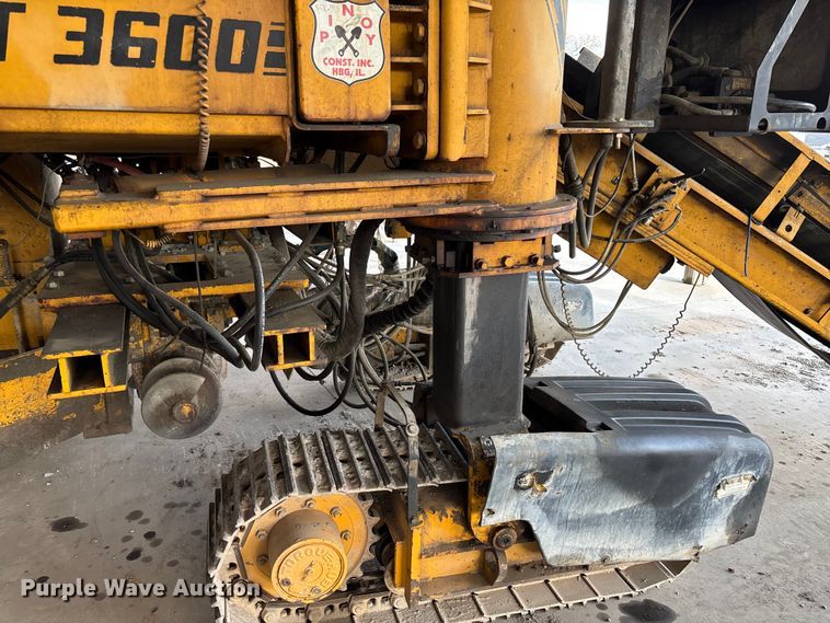 image for item EM0078 Gomaco GT-3600 slipform paver