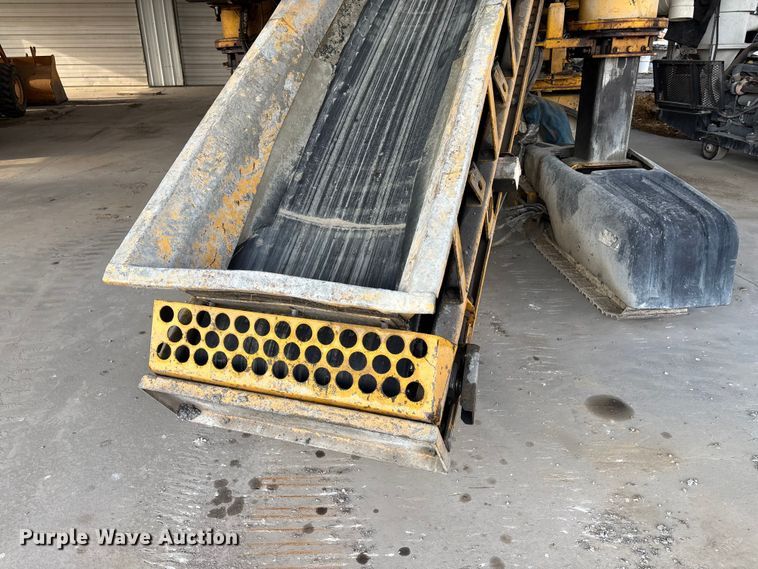 image for item EM0078 Gomaco GT-3600 slipform paver