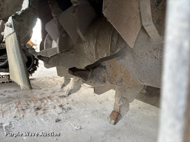 image for item EM0078 Gomaco GT-3600 slipform paver