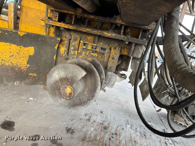 image for item EM0078 Gomaco GT-3600 slipform paver