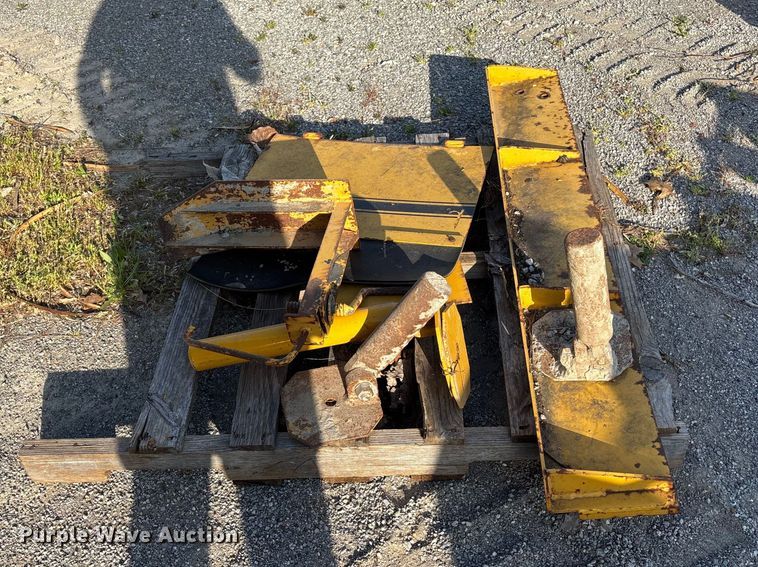 image for item EM0078 Gomaco GT-3600 slipform paver