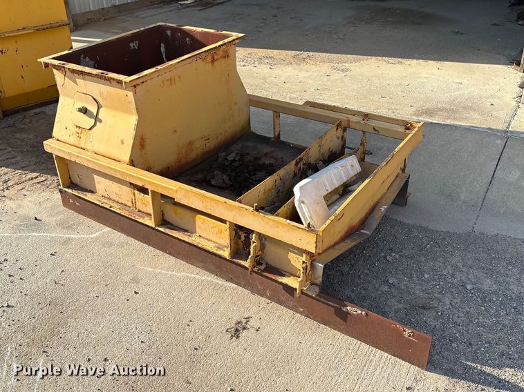 image for item EM0078 Gomaco GT-3600 slipform paver