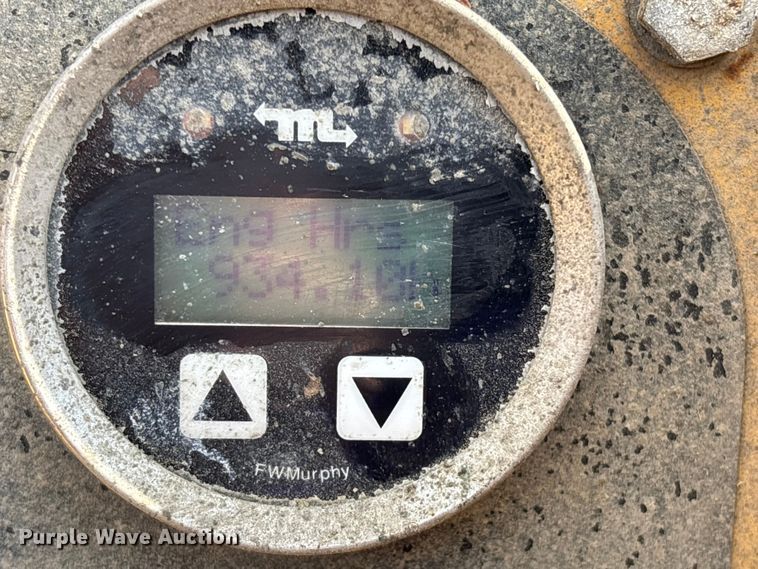 image for item EM0078 Gomaco GT-3600 slipform paver