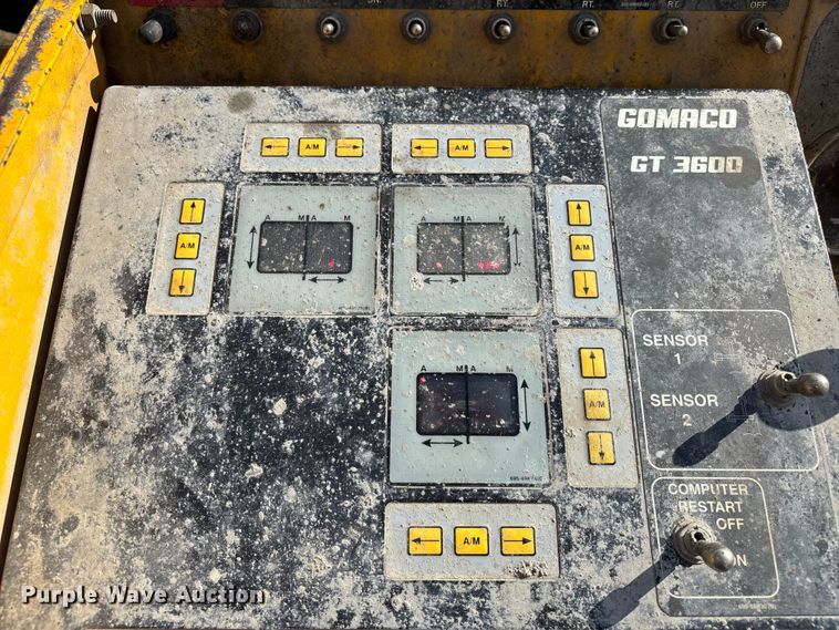 image for item EM0078 Gomaco GT-3600 slipform paver