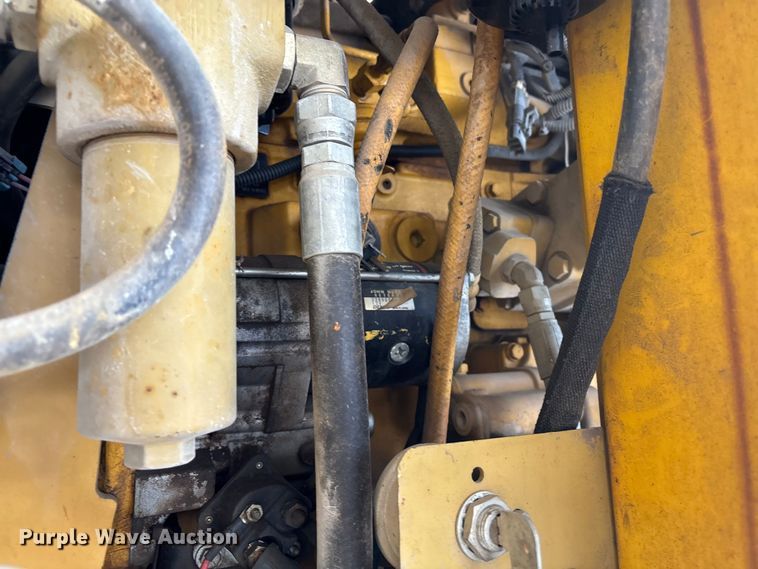 image for item EM0078 Gomaco GT-3600 slipform paver