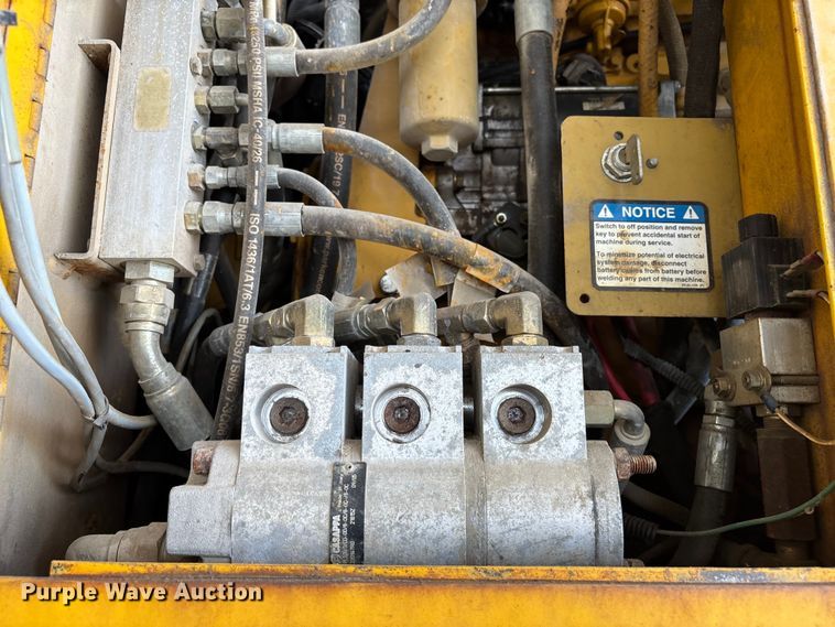 image for item EM0078 Gomaco GT-3600 slipform paver