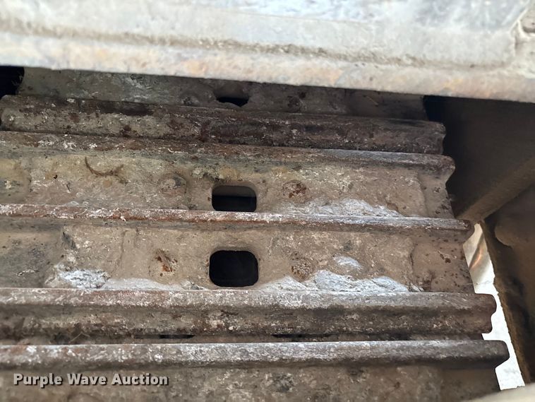 image for item EM0078 Gomaco GT-3600 slipform paver