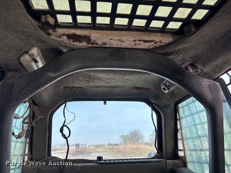 image for item EM0079 2008 Bobcat T250 skid steer loader