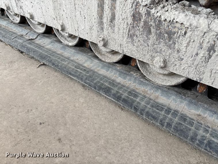 image for item EM0079 2008 Bobcat T250 skid steer loader