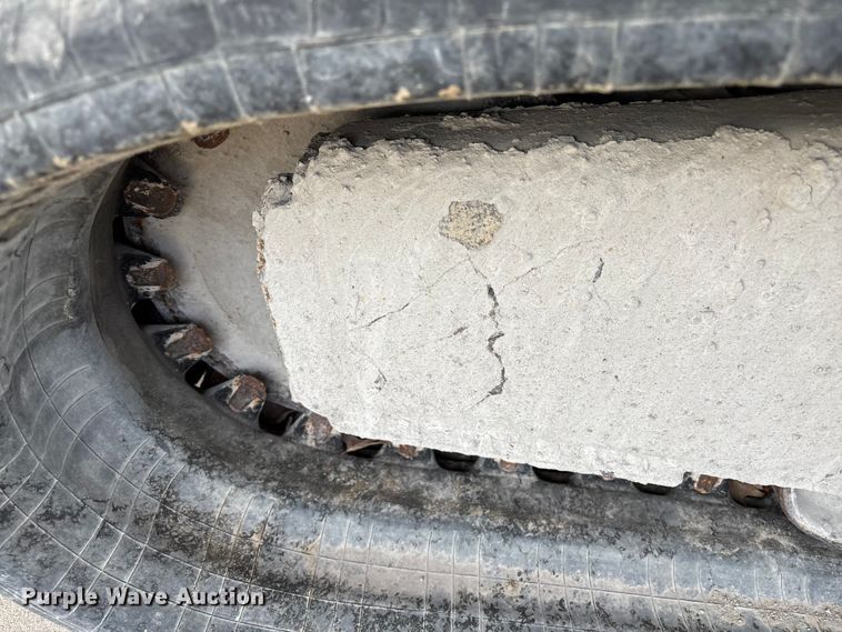 image for item EM0079 2008 Bobcat T250 skid steer loader