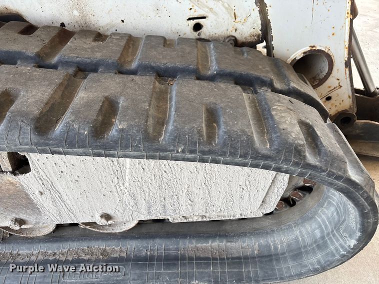 image for item EM0079 2008 Bobcat T250 skid steer loader