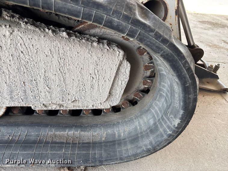 image for item EM0079 2008 Bobcat T250 skid steer loader