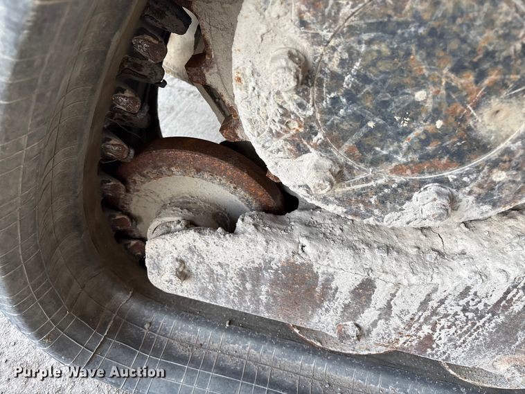 image for item EM0079 2008 Bobcat T250 skid steer loader