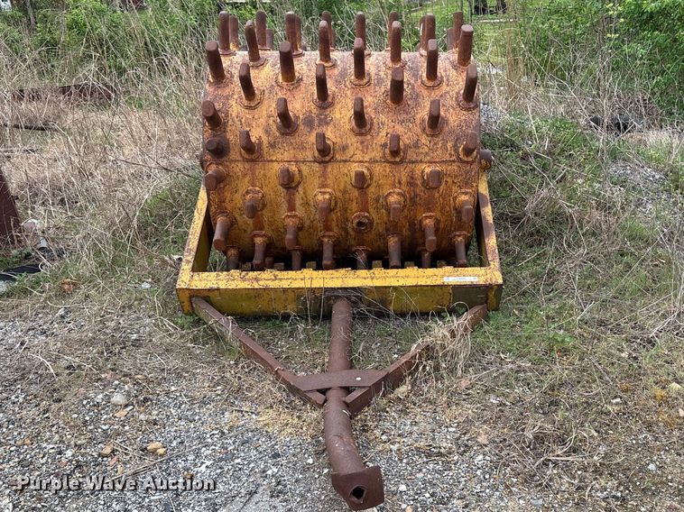 image for item EM0087 Sheepsfoot roller