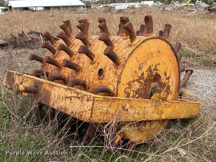 image for item EM0087 Sheepsfoot roller