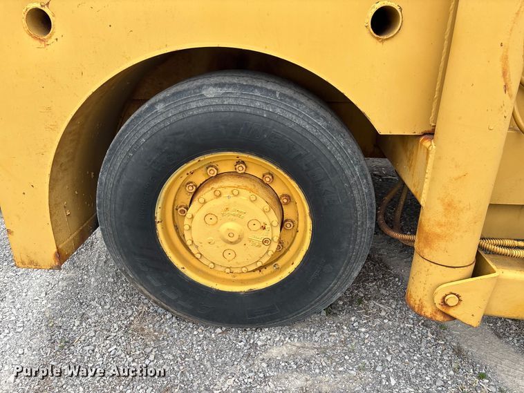 image for item EM0089 Blaw Knox RW 195C road widener