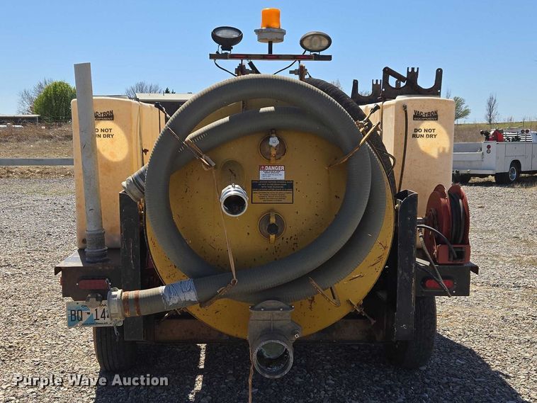 image for item EM2602 2012 Vermeer LP855DT vacuum excavator