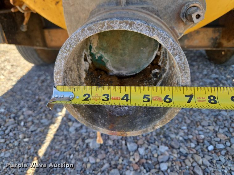 image for item EM2602 2012 Vermeer LP855DT vacuum excavator