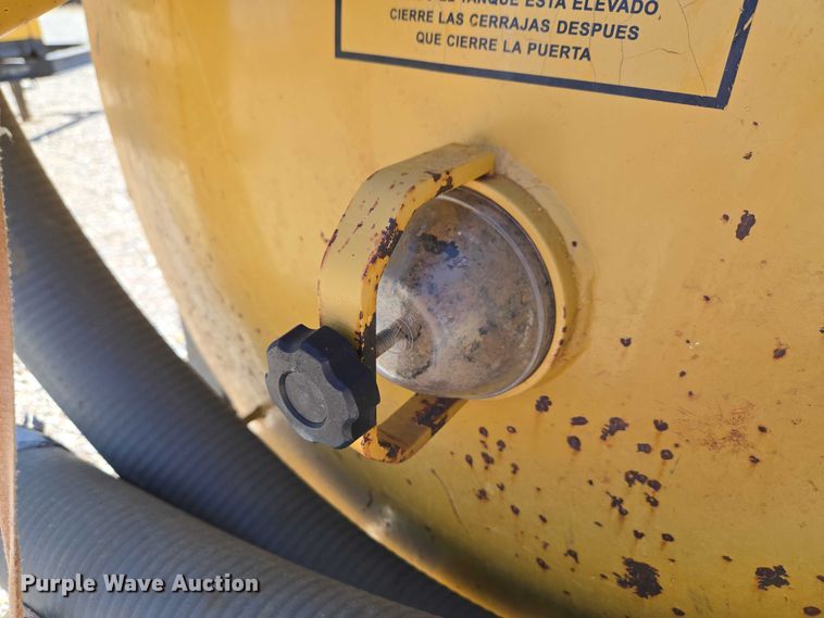 image for item EM2602 2012 Vermeer LP855DT vacuum excavator