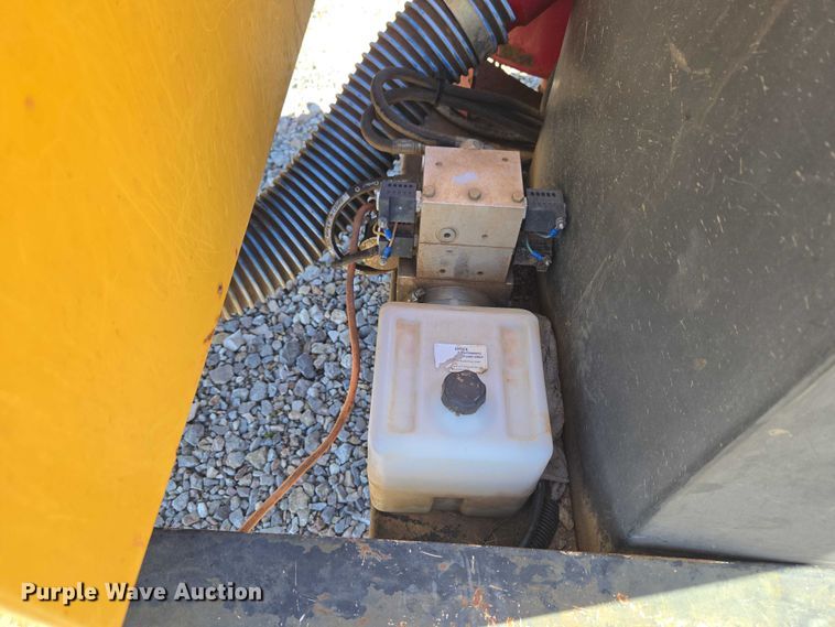 image for item EM2602 2012 Vermeer LP855DT vacuum excavator