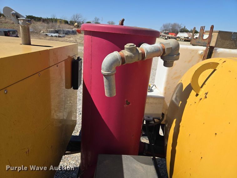 image for item EM2602 2012 Vermeer LP855DT vacuum excavator