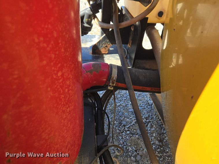 image for item EM2602 2012 Vermeer LP855DT vacuum excavator