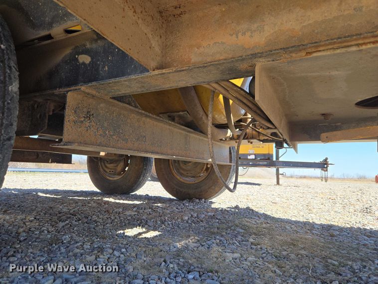 image for item EM2602 2012 Vermeer LP855DT vacuum excavator