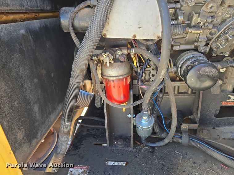 image for item EM2602 2012 Vermeer LP855DT vacuum excavator