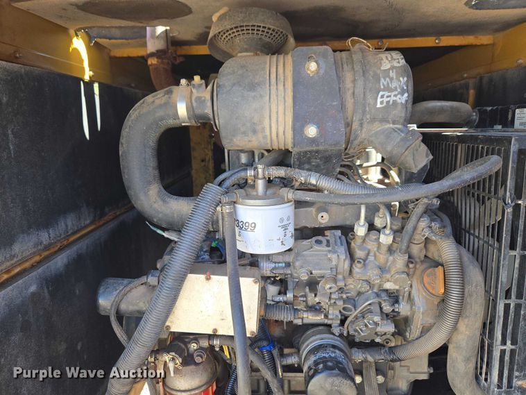 image for item EM2602 2012 Vermeer LP855DT vacuum excavator