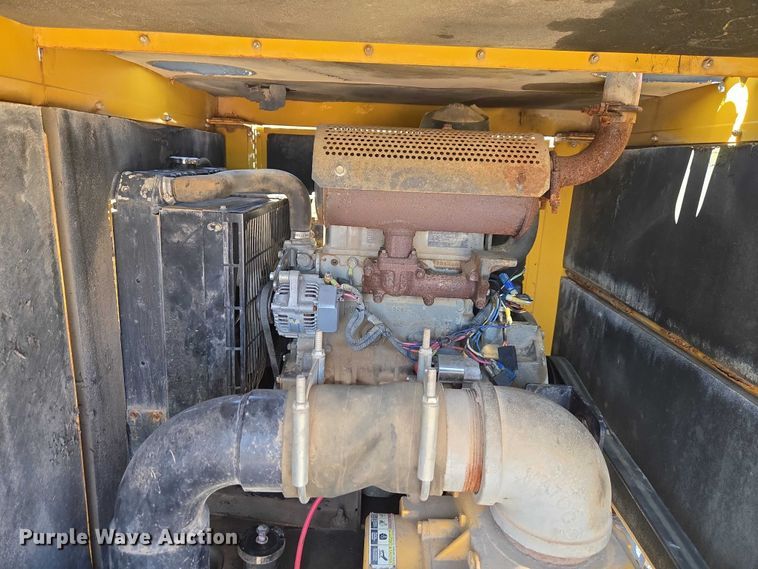 image for item EM2602 2012 Vermeer LP855DT vacuum excavator