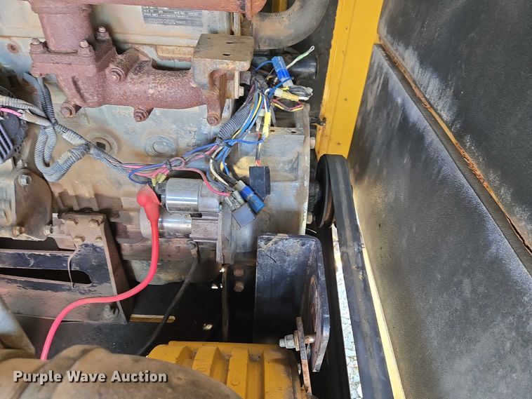 image for item EM2602 2012 Vermeer LP855DT vacuum excavator