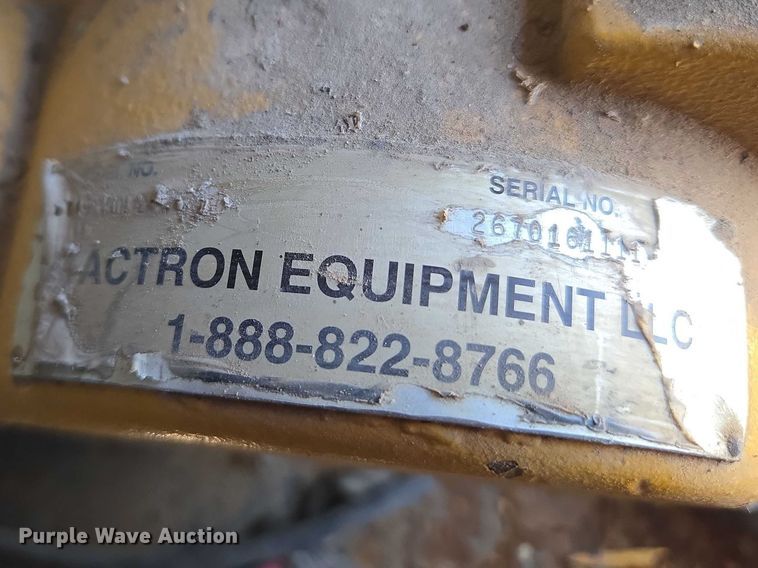 image for item EM2602 2012 Vermeer LP855DT vacuum excavator