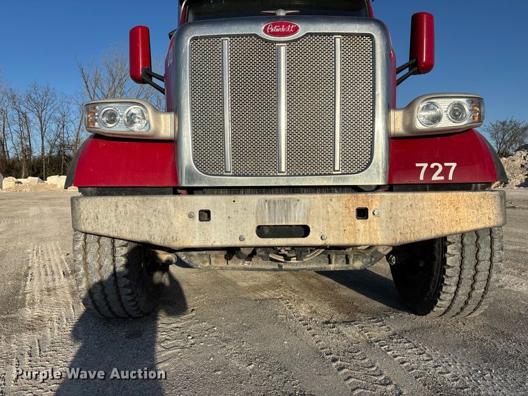 image for item EO4088 2018 Peterbilt 567 ready mix truck