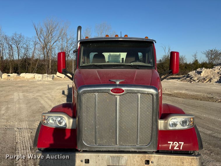 image for item EO4088 2018 Peterbilt 567 ready mix truck