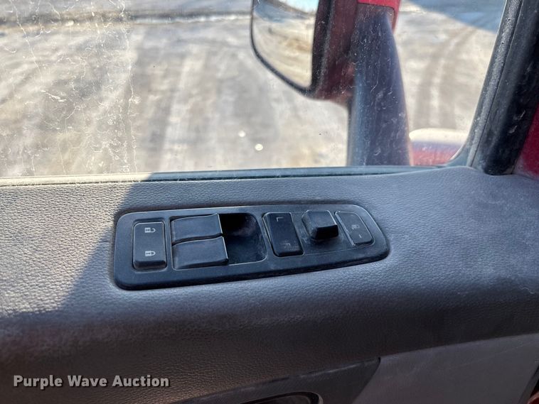 image for item EO4088 2018 Peterbilt 567 ready mix truck