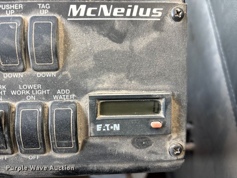 image for item EO4088 2018 Peterbilt 567 ready mix truck