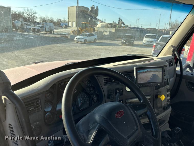 image for item EO4088 2018 Peterbilt 567 ready mix truck