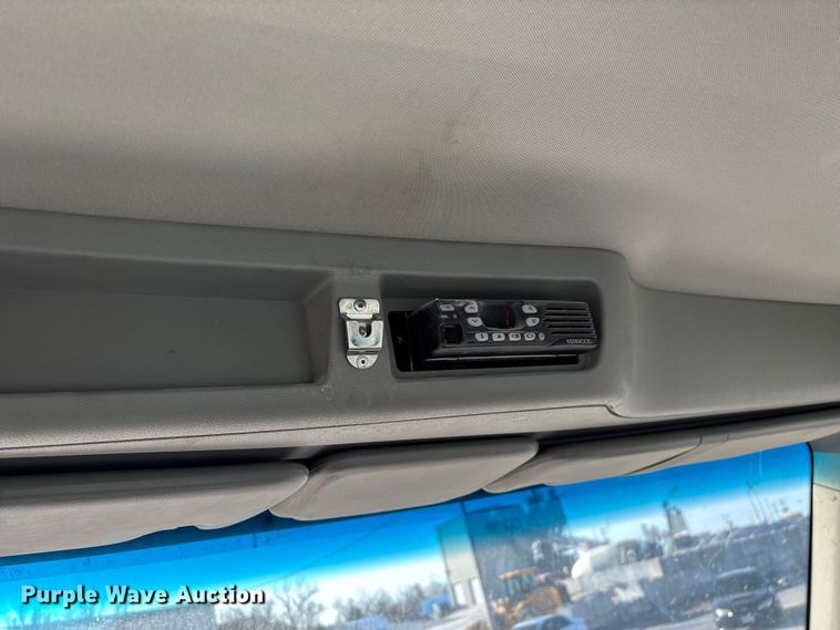 image for item EO4088 2018 Peterbilt 567 ready mix truck