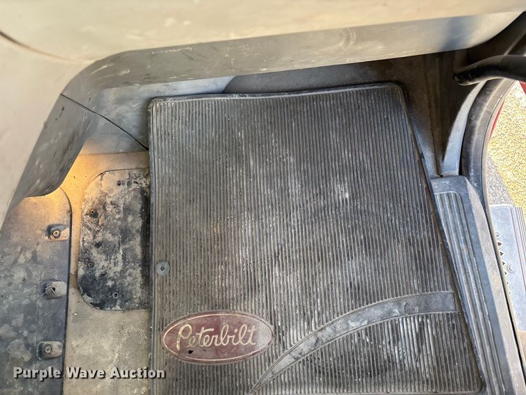 image for item EO4088 2018 Peterbilt 567 ready mix truck