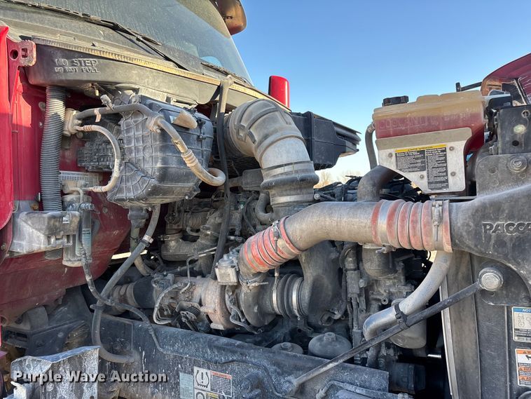 image for item EO4088 2018 Peterbilt 567 ready mix truck