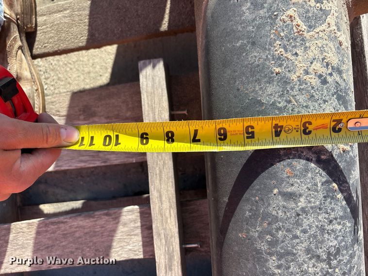 image for item EO4089 (6) ready mix truck hydraulic cylinders