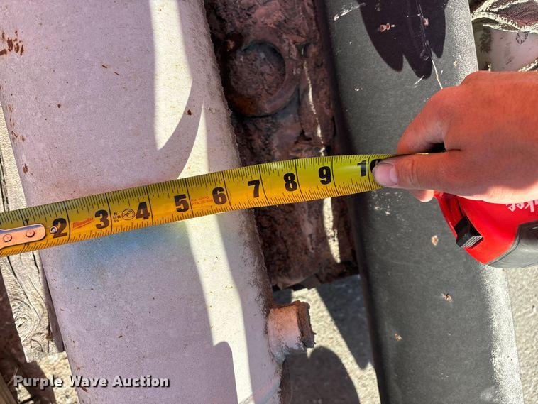 image for item EO4089 (6) ready mix truck hydraulic cylinders