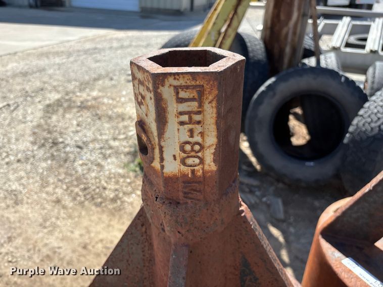 image for item EO4128 (2) 18