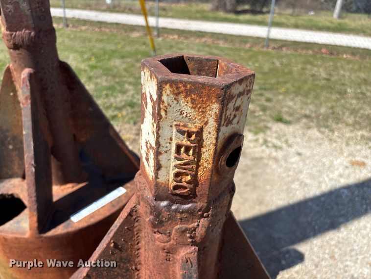 image for item EO4128 (2) 18