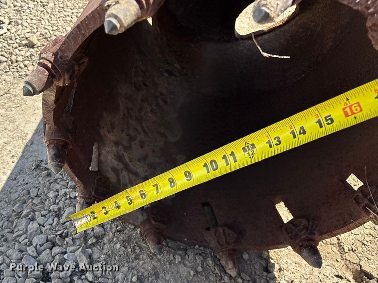 image for item EO4128 (2) 18