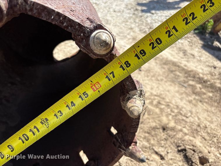 image for item EO4128 (2) 18