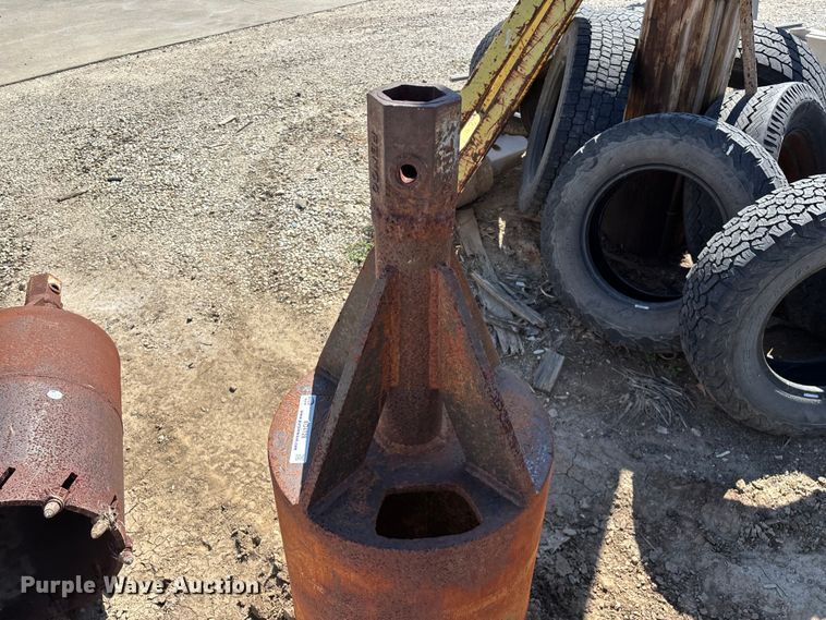 image for item EO4128 (2) 18